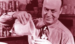 Earl Tupper 1947-ben